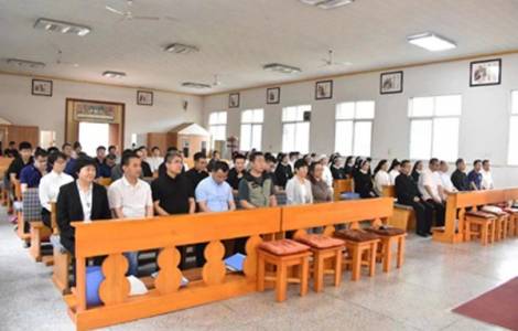 La Communauté Catholique de Tangshan en Asie Célèbre l'Année de l'Évangélisation