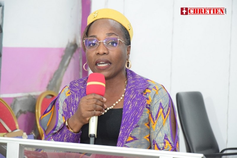2e édition de la fête de l’excellence de l’ECODIM de l’EVA - Pst. Edwige Kinda invite les parents à être les premiers pasteurs de leurs enfants 