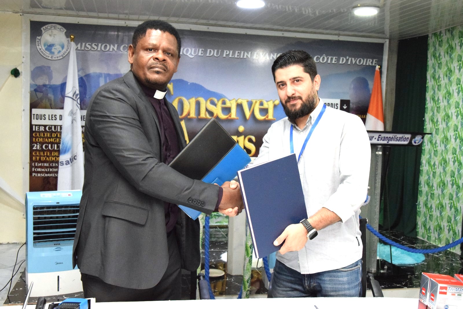 Signature de Partenariat entre le CNEPECI Yopougon et ONEB+
