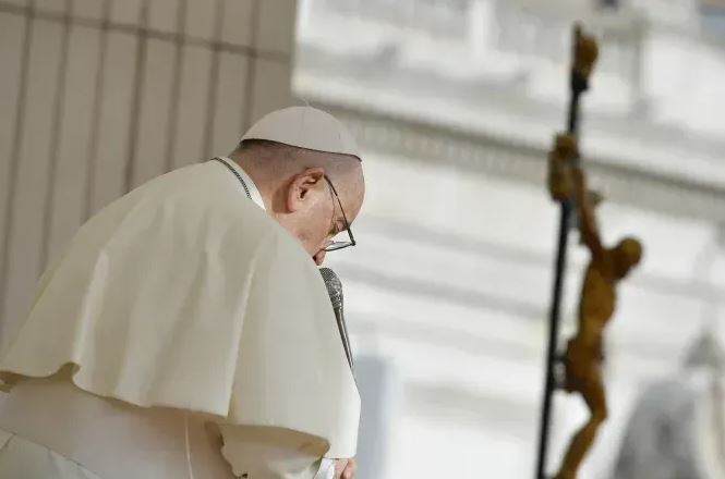 Le pape François condamne l'attentat le plus meurtrier au Burkina Faso, qui a fait plus de 150 morts