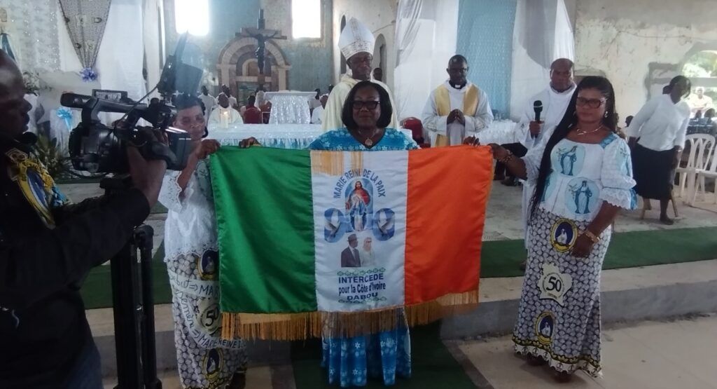 La ministre Anne Désiré Ouloto s'engage en tant qu'ambassadrice de paix à Dabou